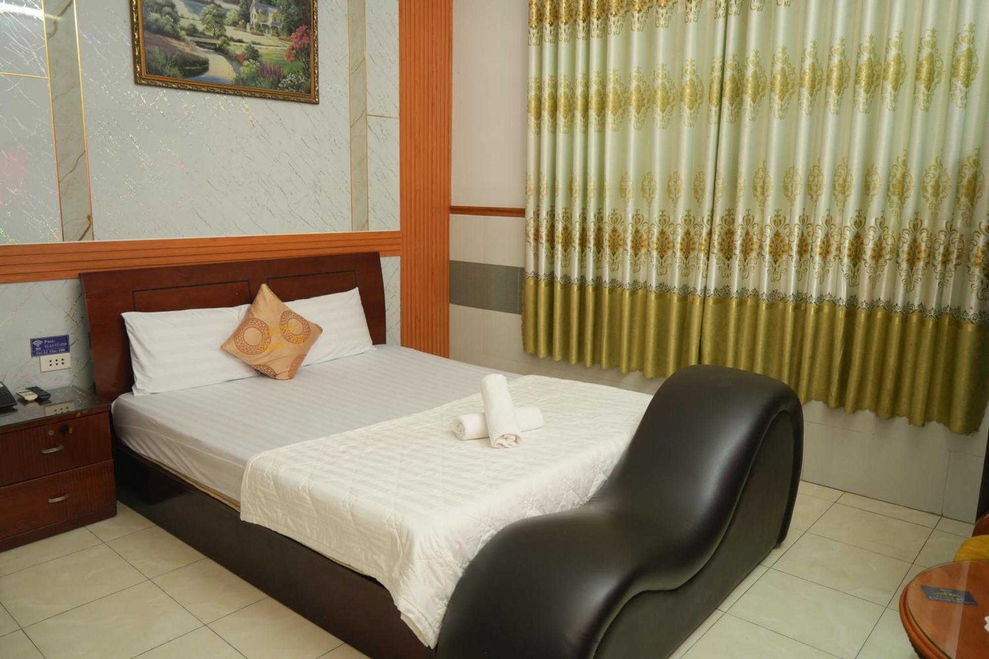 Hotel Khach San Tuan Vu à Hô Chi Minh-Ville Extérieur photo